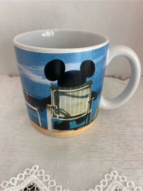 Vintage 1990s Jumbo Disney Store Mickey Mouse Beach Vacation Coffee Mug